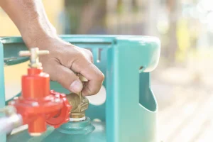 Turning Propane Tank Valve